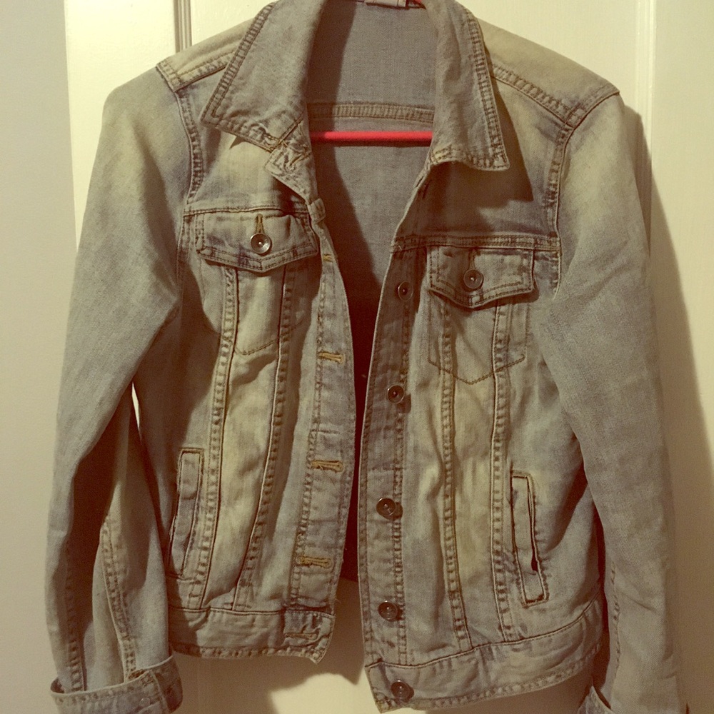 Women’s Jean Jacket